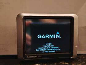 010n065630 Garmin N Vi 260w With Charger Bundle