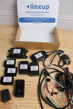 Xt4579a31103f00n Linxup Gps Tracker Lot 5 Plug-in Obd2 2 Hardwired Gl300ma Portable