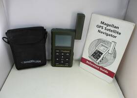 Magellan 08-62001-001 1994 Trailblazer Gps Satellite Navigator With Case And Guide - Tested