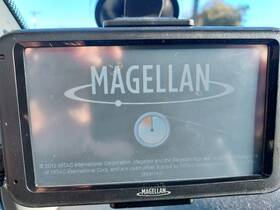 Rm5220sgluc Magellan Roadmate 5220-lm Gps Navigator Bundle Lifetime Maps With Mount And Charger Rm5220sgluc Magellan Roadmate 5220-lm Gps Navigator Bundle Lifetime Maps With Mount And Charger