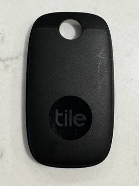 T1301n Tile Pro 2022- Tracks Luggage Keys Pets And More. Android-compatible T1301n Tile Pro 2022- Tracks Luggage Keys Pets And More. Android-compatible