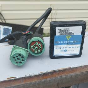 Vtrack 194303754 Eld Certified Vehicle-powered Gps Tracking Device Module With Cables