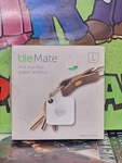 Tile Mate (white) Key Item Bluetooth Tracker Finder. Fixed Price $15.00.